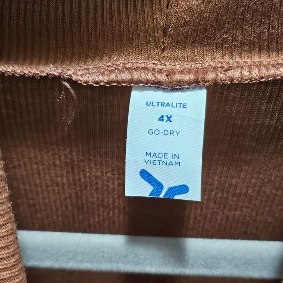 NWT Old Navy Brown Ultralite Long Sleeve Turtleneck Go Dry Activewear Top 4X - Picture 2 of 4